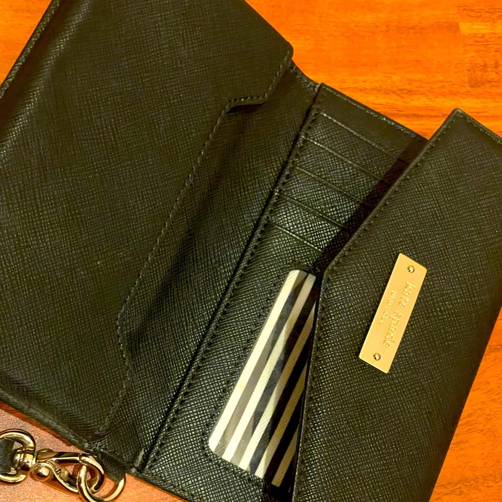 Kate Spade Wristlet Wallet